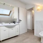 Bruna Villa